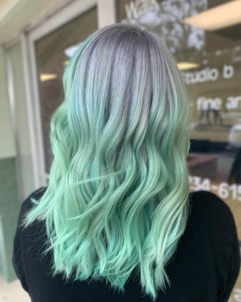 Cascading Waves with a Minty Undertone